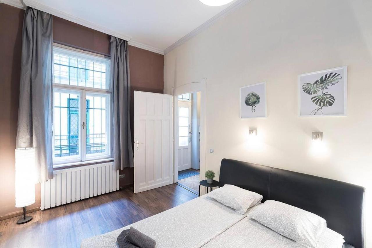 Vaci Street Apartments Budapest Kültér fotó